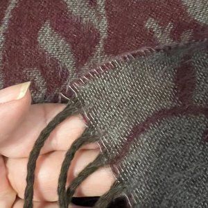 Made in Italy, womens 100% acrylic scarf